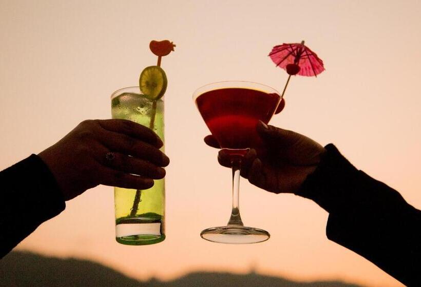 Da Yatra Courtyard Hotel & Resort