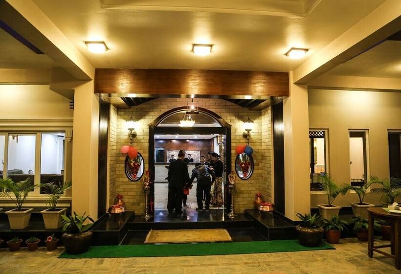 Da Yatra Courtyard Hotel & Resort