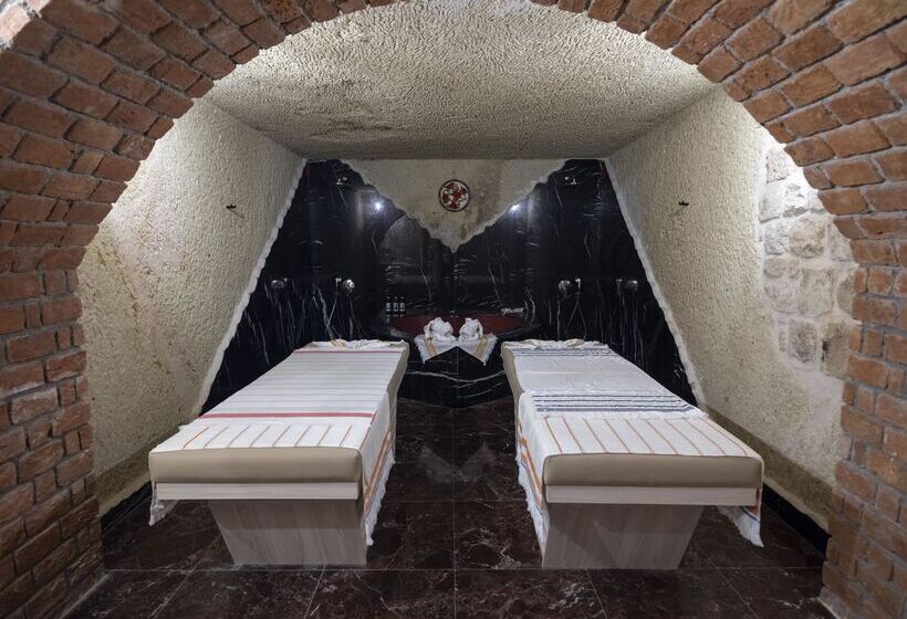 בית מלון כפרי Elika Cave Suites & Spa