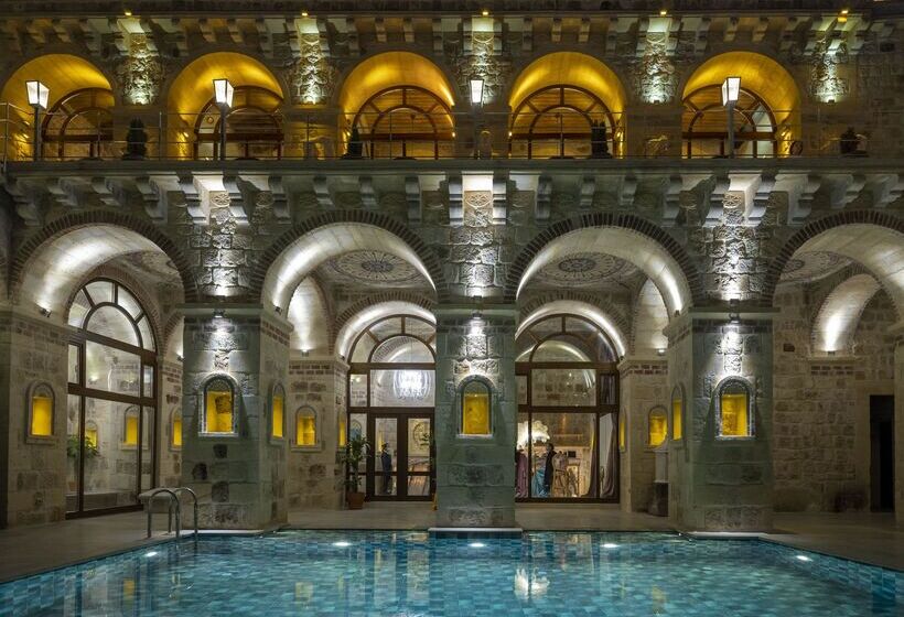 בית מלון כפרי Elika Cave Suites & Spa