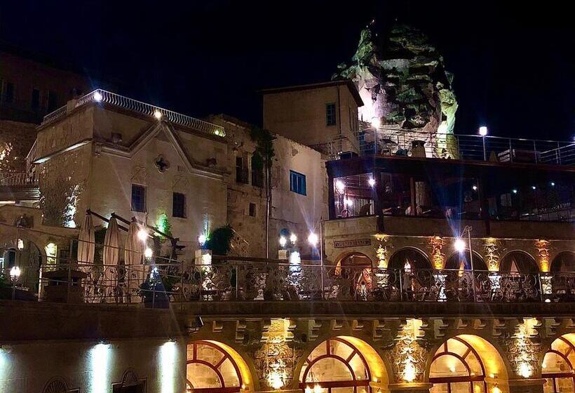 هتل Elika Cave Suites & Spa