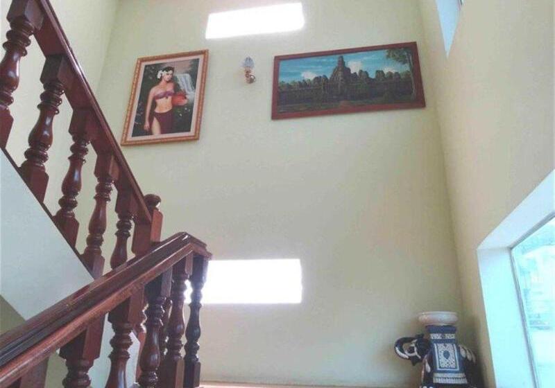 هتل Greenpark Village Guesthouse