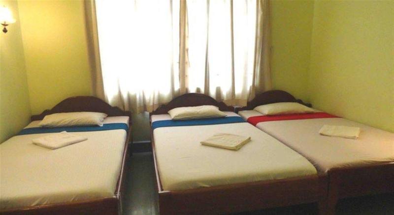 هتل Greenpark Village Guesthouse