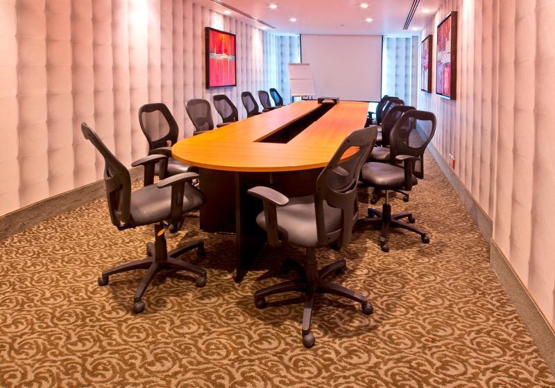 Отель Holiday Inn Express & Suites Queretaro, An Ihg