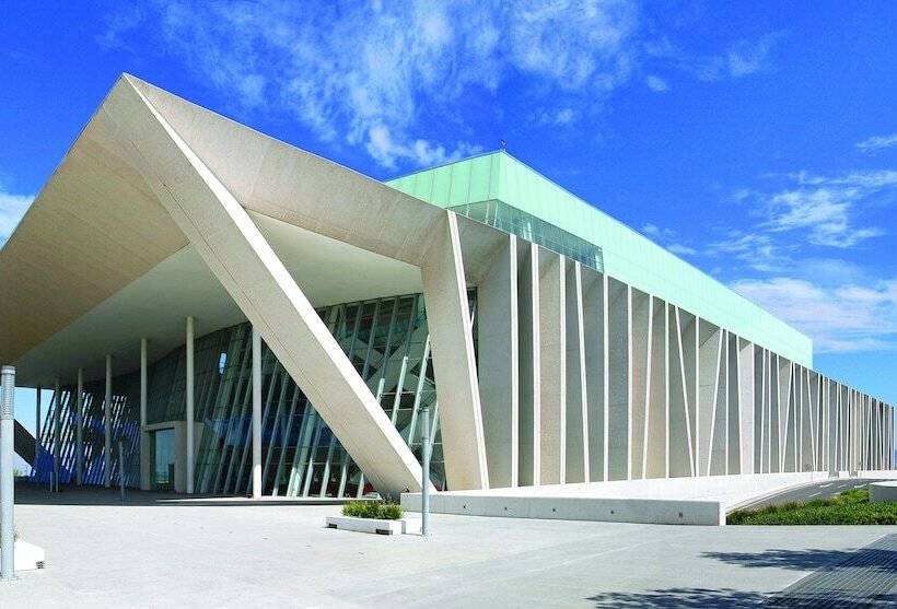 Отель Holiday Inn Express & Suites Queretaro, An Ihg