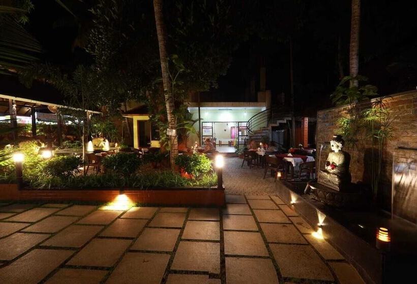 ホテル Ideal Ayurvedic Resort Kovalam