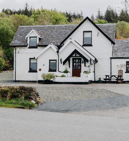 فندق Inn At Port Nan Gael
