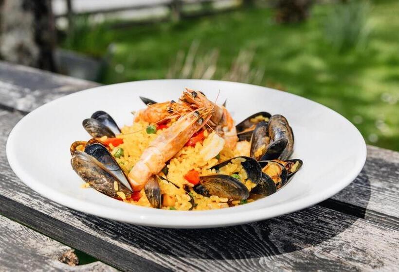 فندق Inn At Port Nan Gael