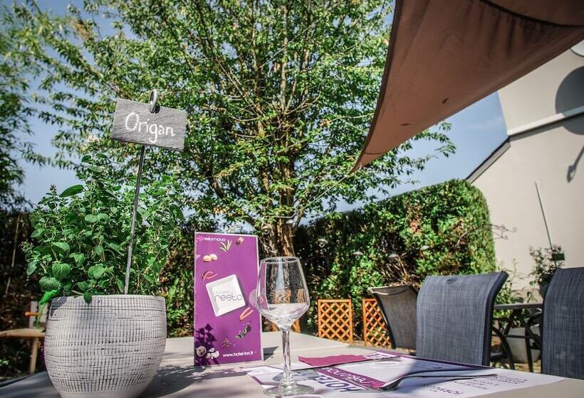 Отель Inn Design Resto Novo Chartres