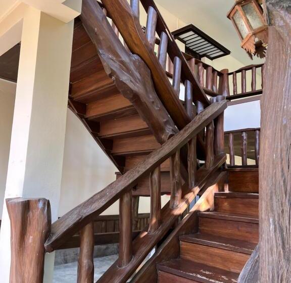 בית מלון כפרי Krabi Klong Muang Bay Resort