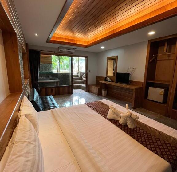 בית מלון כפרי Krabi Klong Muang Bay Resort