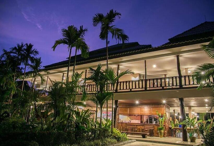 בית מלון כפרי Krabi Klong Muang Bay Resort