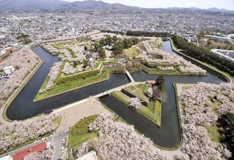 酒店 La Jolie Motomachi