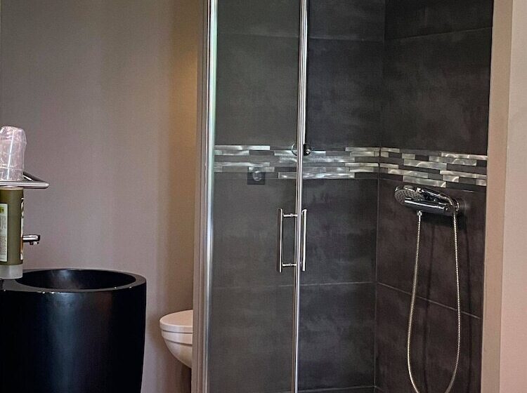 فندق La Vinaigrerie Logis