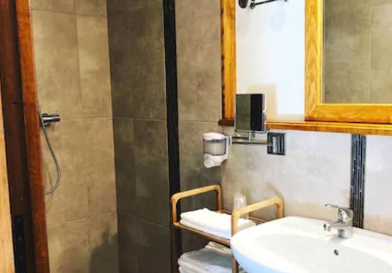 فندق La Vinaigrerie Logis