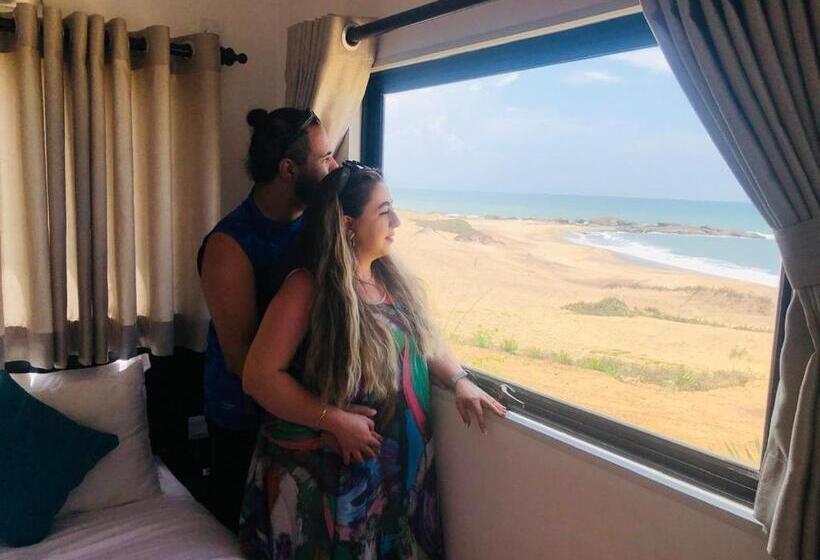 Отель Laya Safari Resorts & Spa