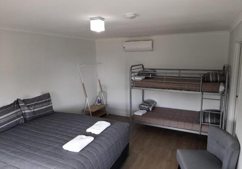 בית מלון כפרי Limestone Coast Tourist Park