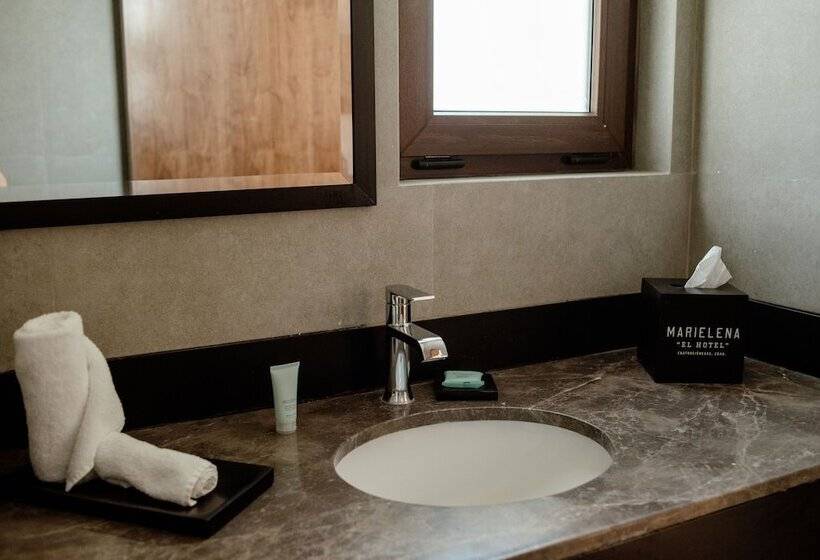 فندق Marielena