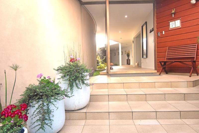 هتل Moon Gate Villa