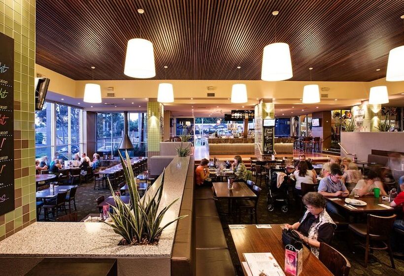 酒店 Nightcap At Shoppingtown