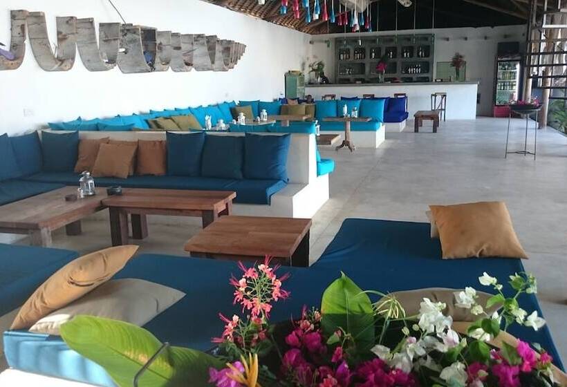 فندق Nur Beach