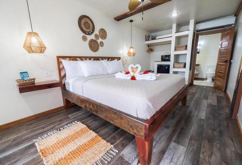 酒店 Ocean Tide Beach Resort