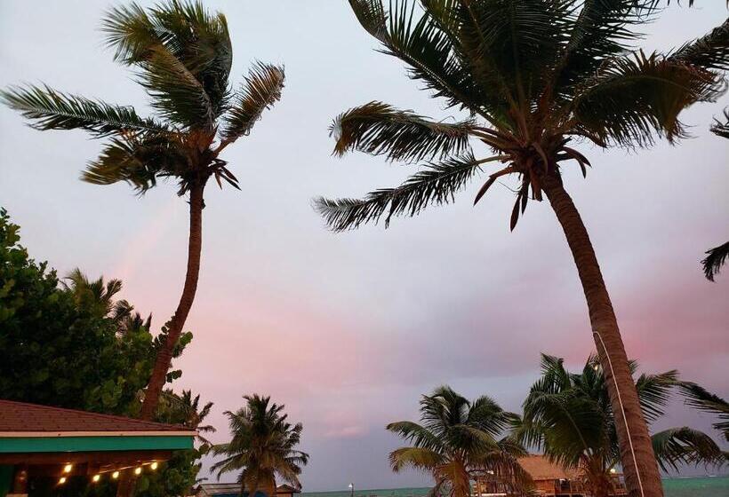 酒店 Ocean Tide Beach Resort