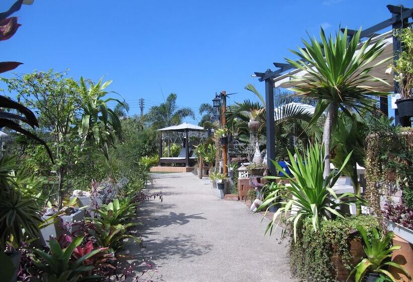 هتل One D Homestay