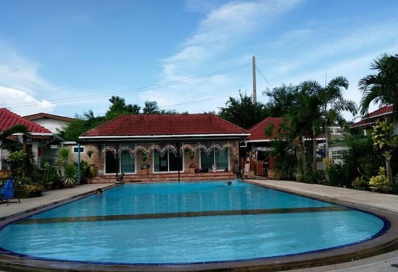 هتل One D Homestay