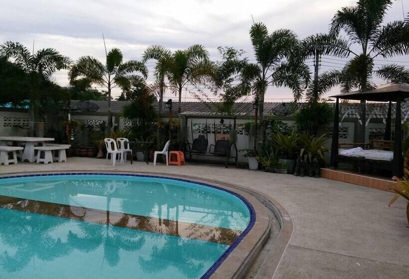 هتل One D Homestay