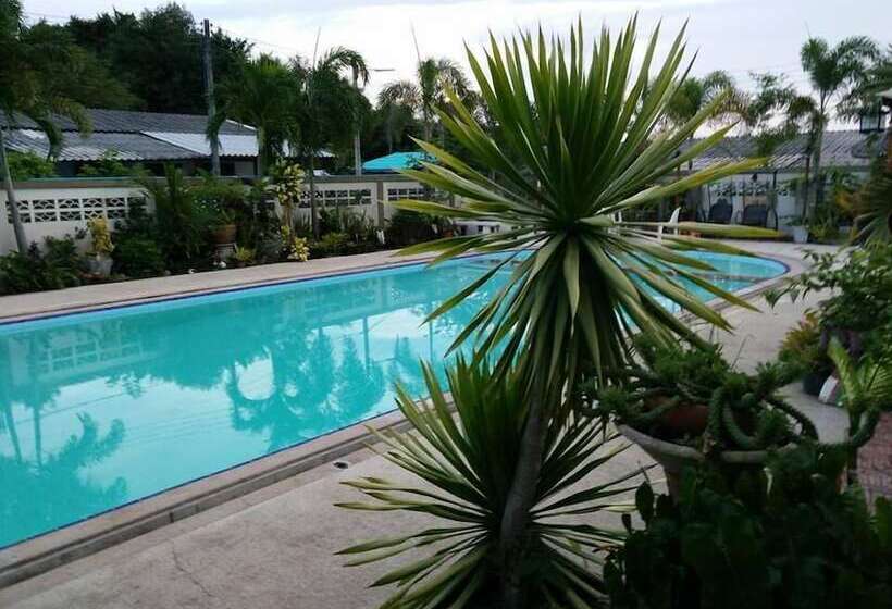 هتل One D Homestay