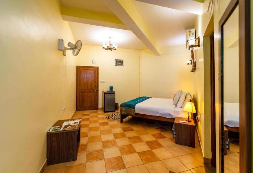 호텔 Pench Jungle Camp