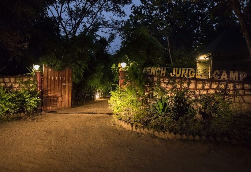 호텔 Pench Jungle Camp