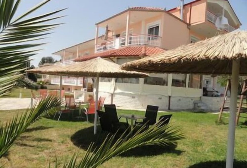 فندق Pension Delfini