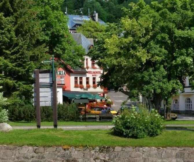 هتل Pizzeria Belmonte