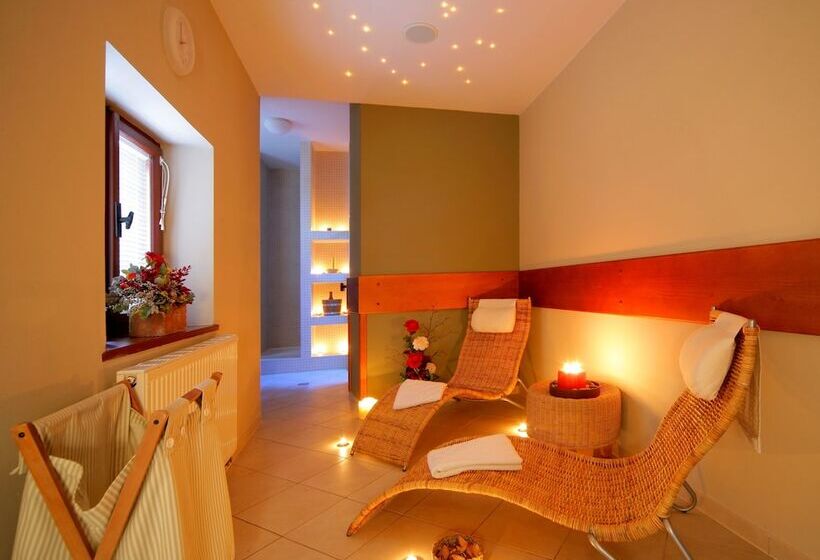 هتل Pizzeria Belmonte