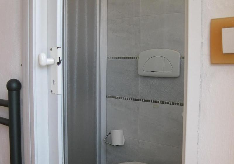 ホテル Rooms La Torre