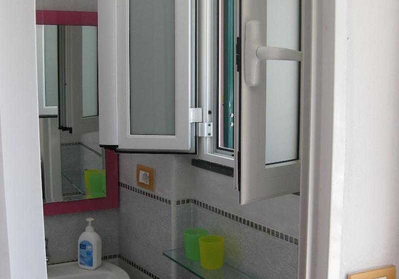 ホテル Rooms La Torre