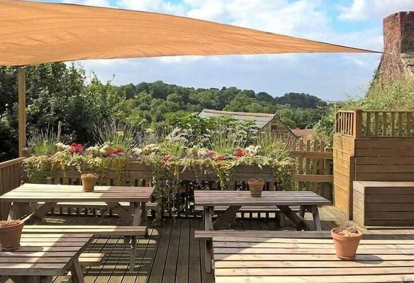 فندق The Royal George