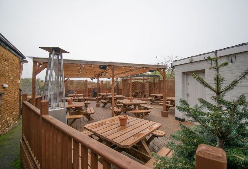 هتل The Royal George