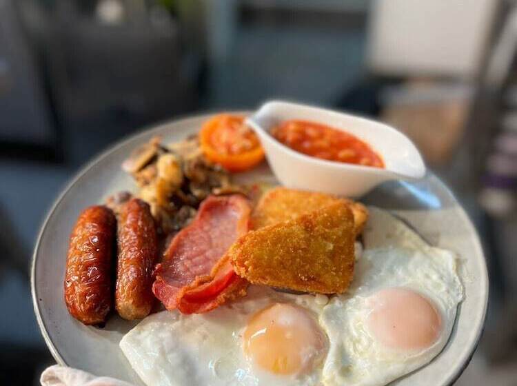 فندق The Royal George