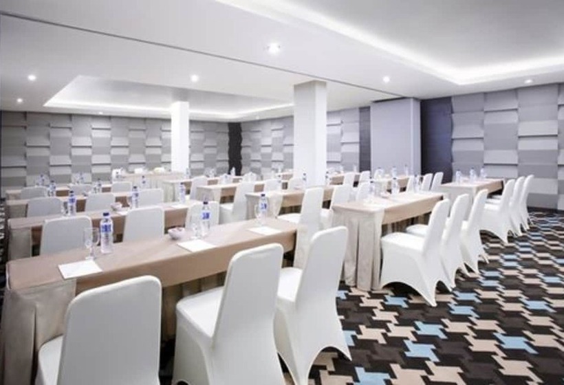 هتل Santika Kelapa Gading