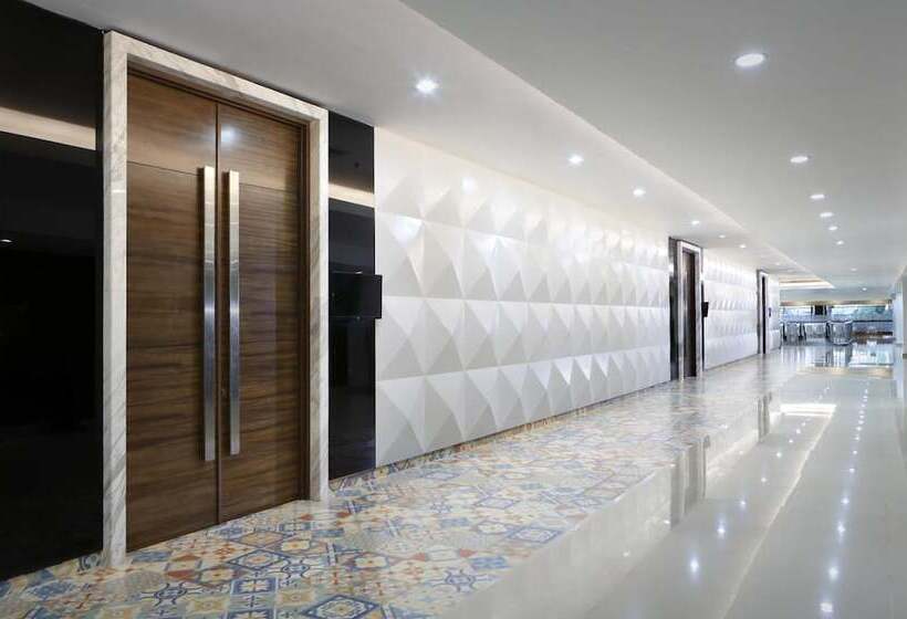 ホテル Santika Kelapa Gading