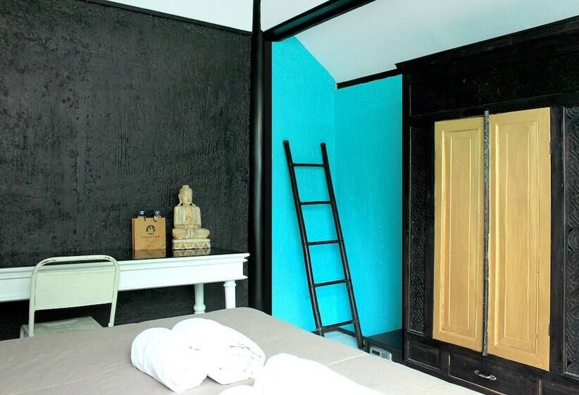 ホテル Seabreeze Hostel Bali