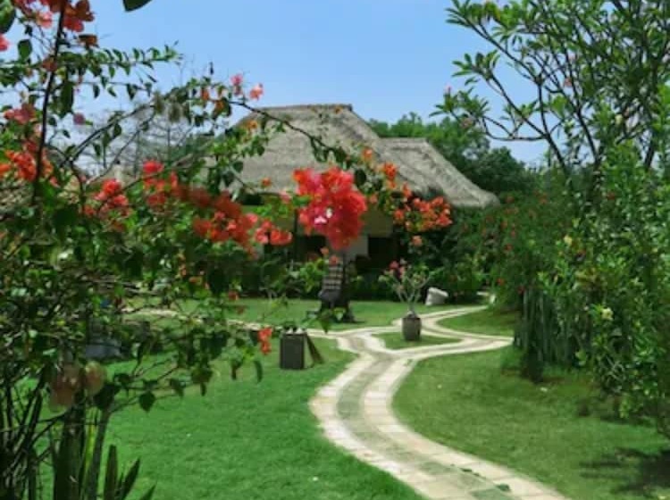 בית מלון כפרי Sunia Loka