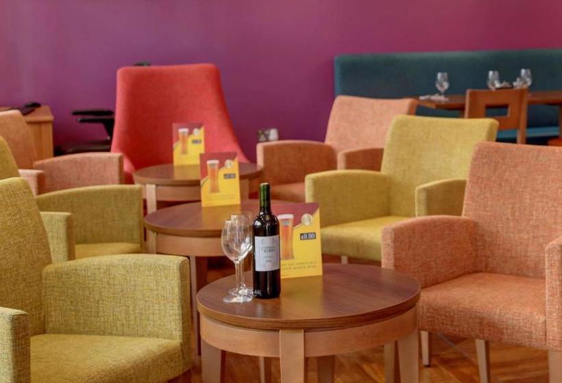 The Airlink Hotel London Heathrow