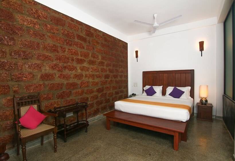 هتل Travelers Lodge By City Hub