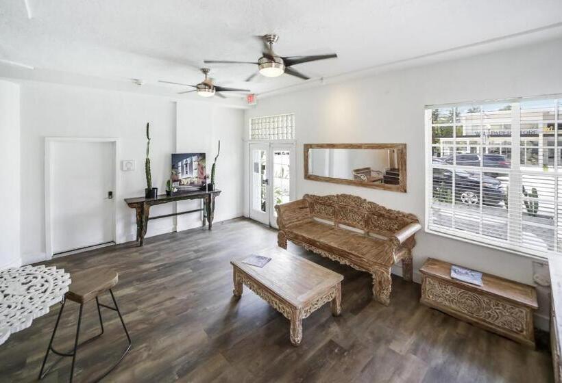 בית מלון כפרי Treehouse