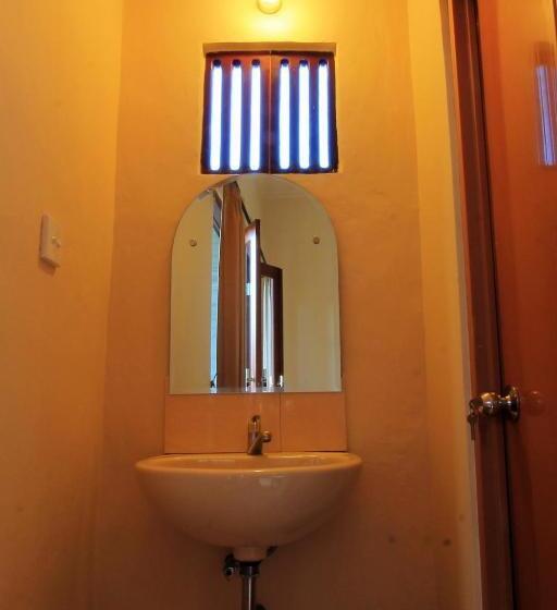 בית מלון כפרי Ubud Canti Accommodation