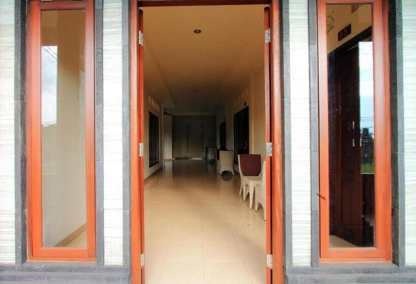 בית מלון כפרי Ubud Canti Accommodation